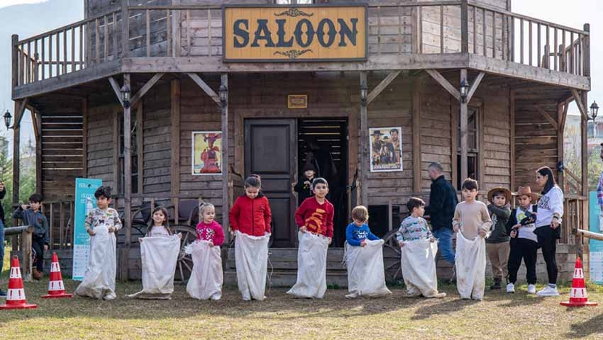 Özel BİREYSEL AİLE ÇOCUK ETKİNLİĞİ